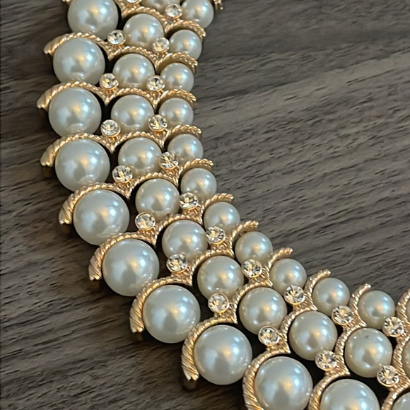 Pearl and Rhinestone Choker Necklace - Picture 2 of 4